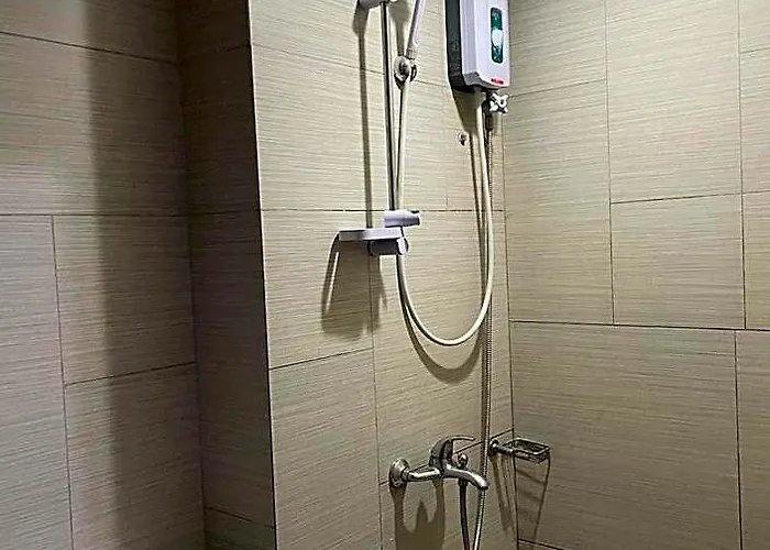 Apartment Budget Transient Capsule Makati Near Ayala And Buendia